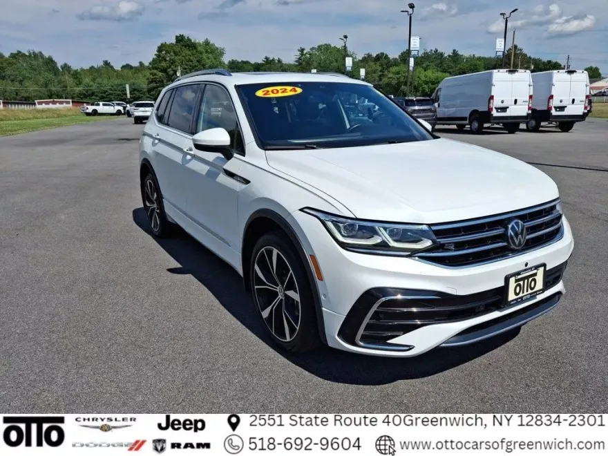 2024 Volkswagen Tiguan SEL R-Line Black photo 1
