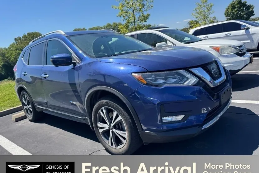 2017 Nissan Rogue Hybrid SL photo 1