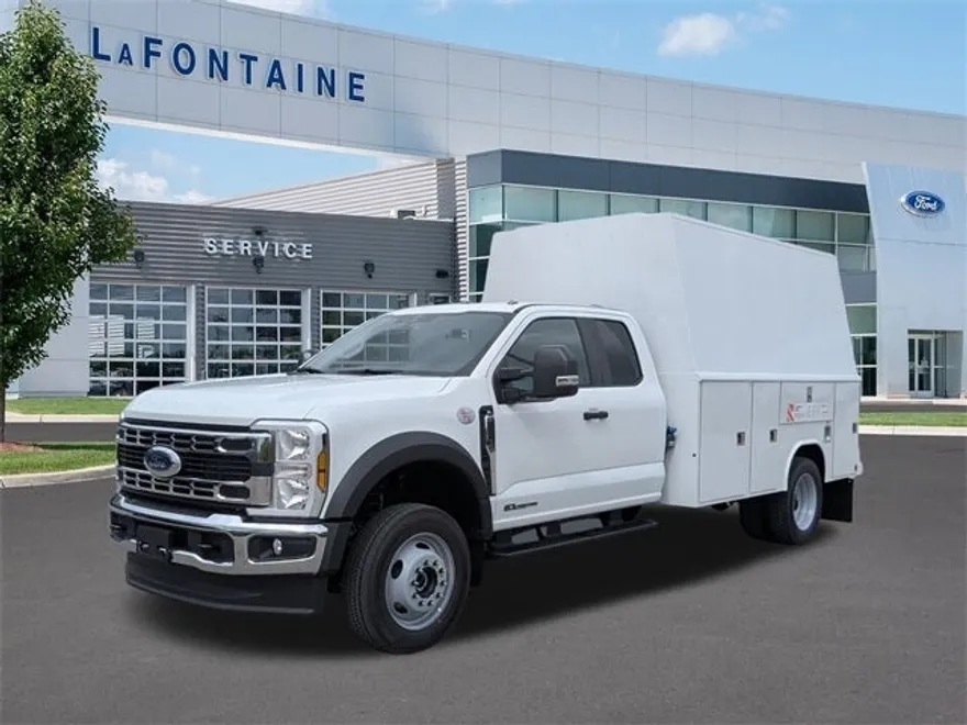2025 Ford F-550 photo 1