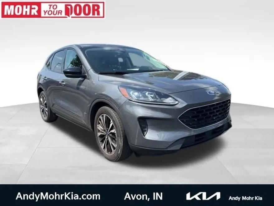 2022 Ford Escape SE photo 1