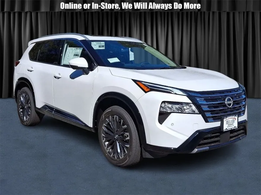 2026 Nissan Rogue Platinum photo 1