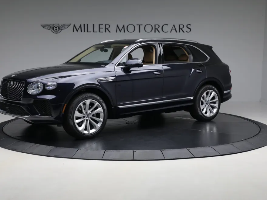 2025 Bentley Bentayga V8 photo 1