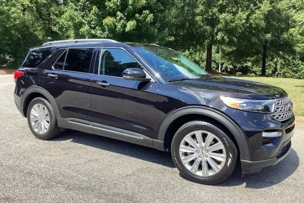 2023 Ford Explorer Limited photo 1