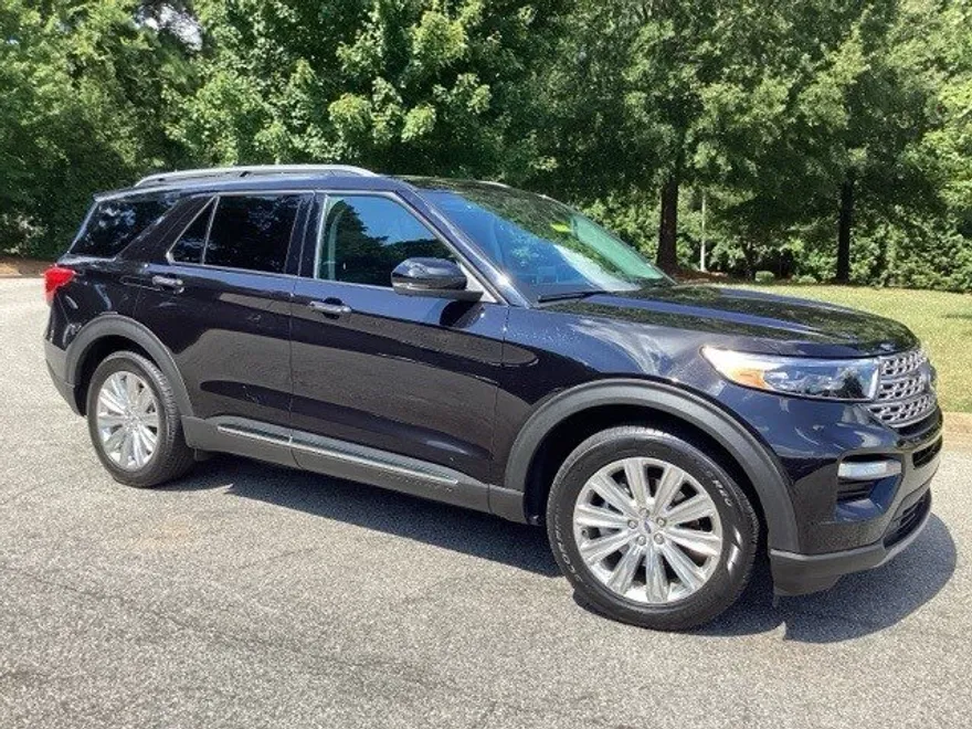 2023 Ford Explorer Limited photo 1