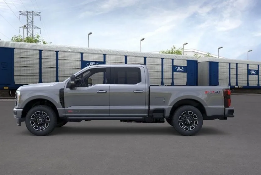 2026 Ford F-350 Platinum photo 1