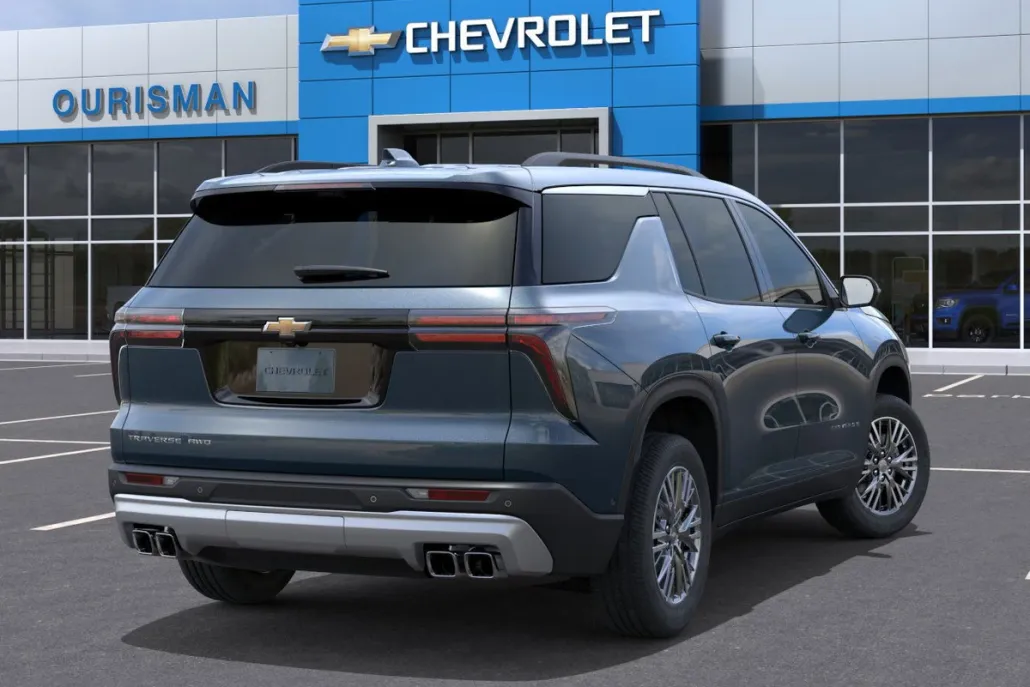2026 Chevrolet Traverse photo 1