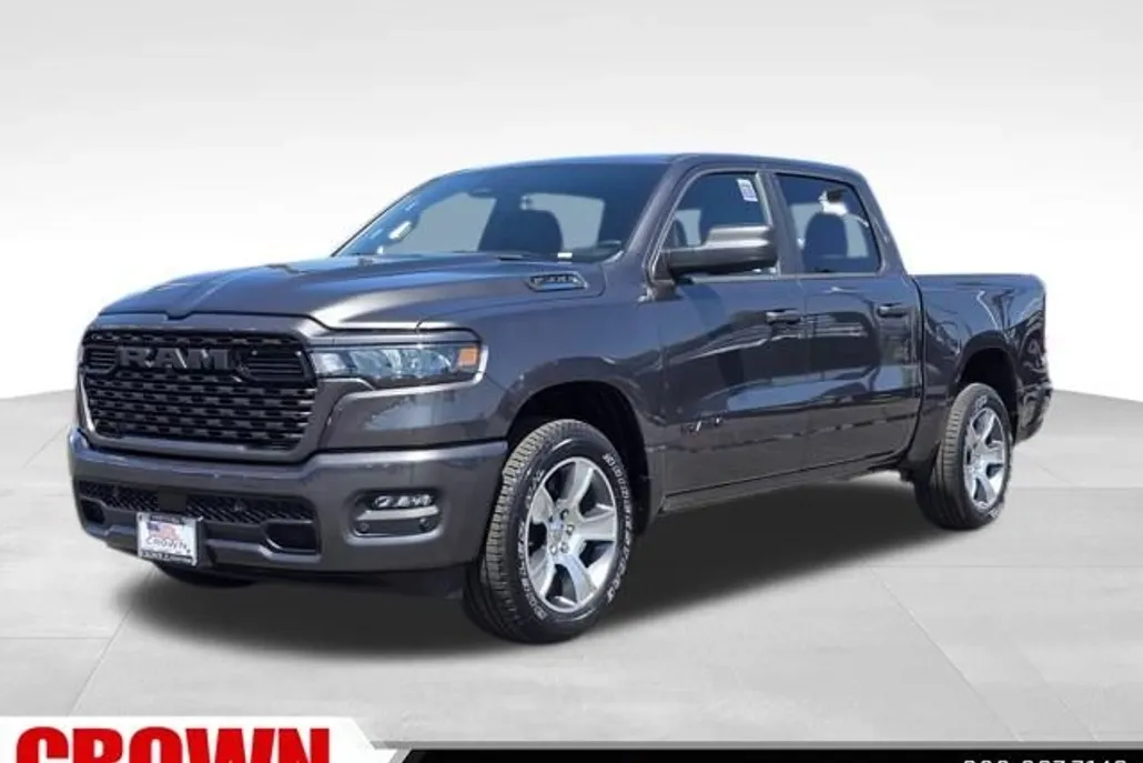 2025 Ram 1500 Tradesman photo 1