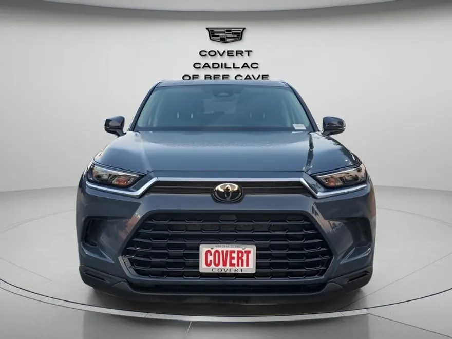 2024 Toyota Grand Highlander XLE photo 1