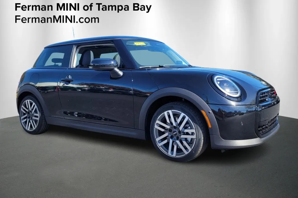 2025 Mini Cooper 2 Door Hardtop S Iconic photo 1