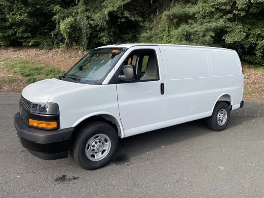 2025 Chevrolet Express Cargo 2500 Van photo 1