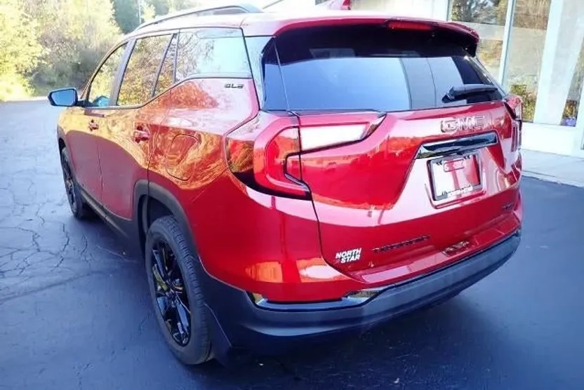2024 Gmc Terrain SLE photo 1