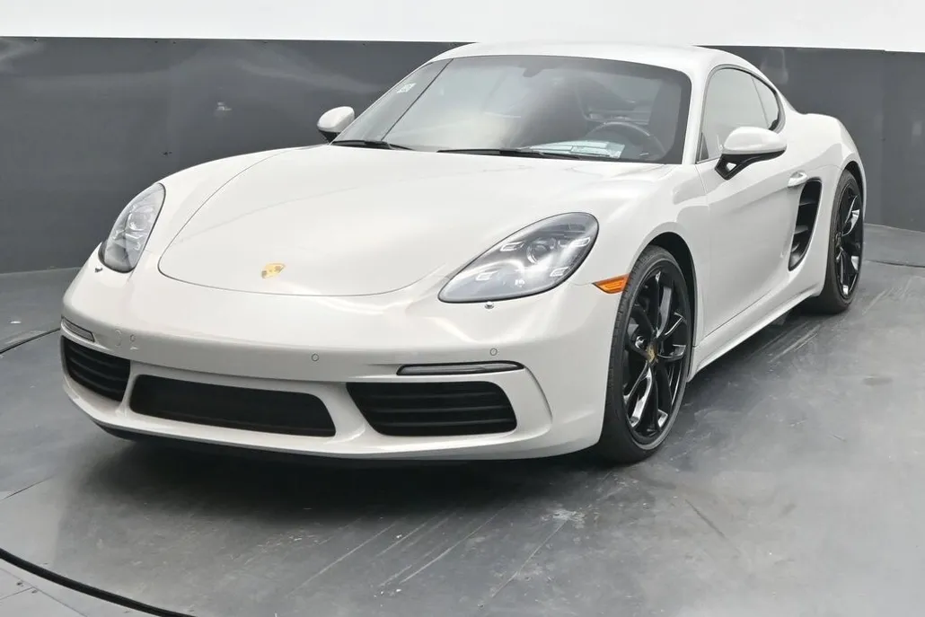 2025 Porsche Cayman photo 1