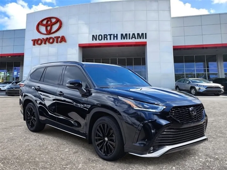 2024 Toyota Highlander XSE photo 1