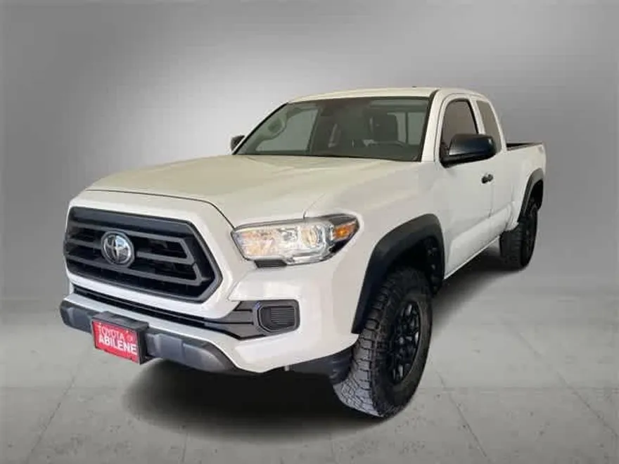 2022 Toyota Tacoma LE photo 1