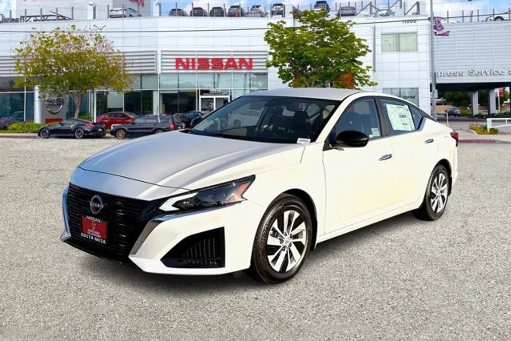 2025 Nissan Altima 2.5 S photo 1