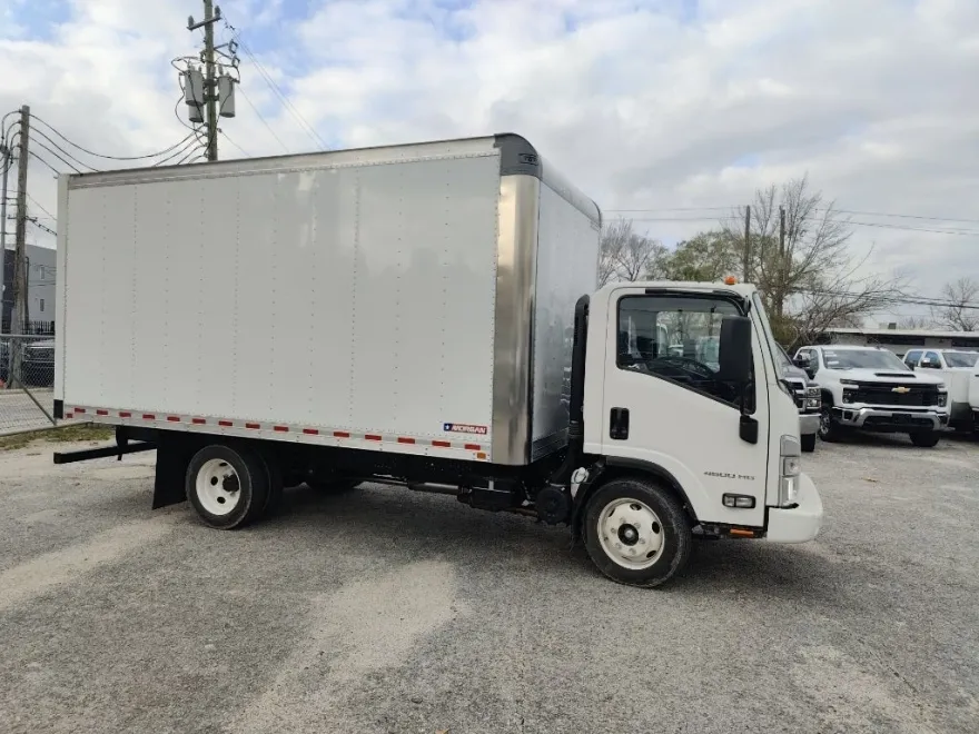 2024 Chevrolet Silverado 4500HD Base photo 1