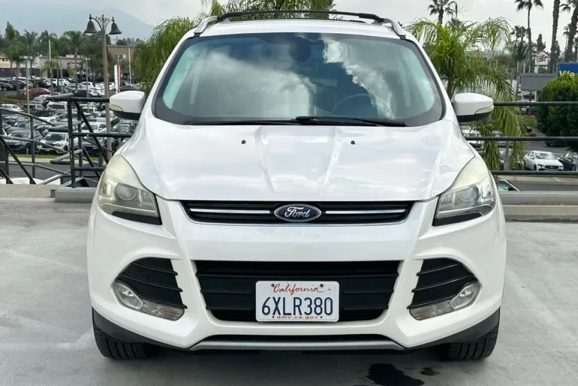 2013 Ford Escape Titanium photo 1