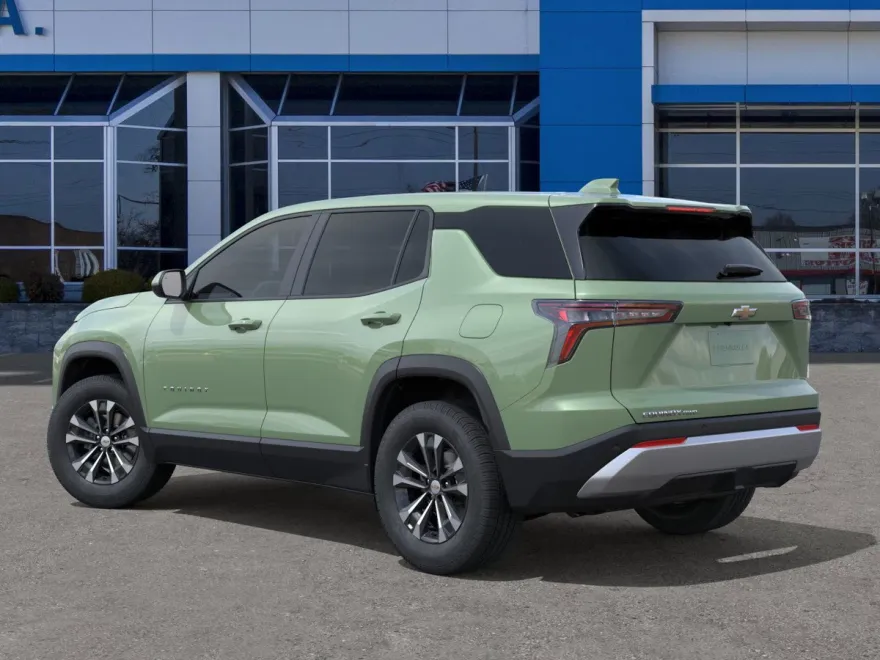 2026 Chevrolet Equinox LT photo 1
