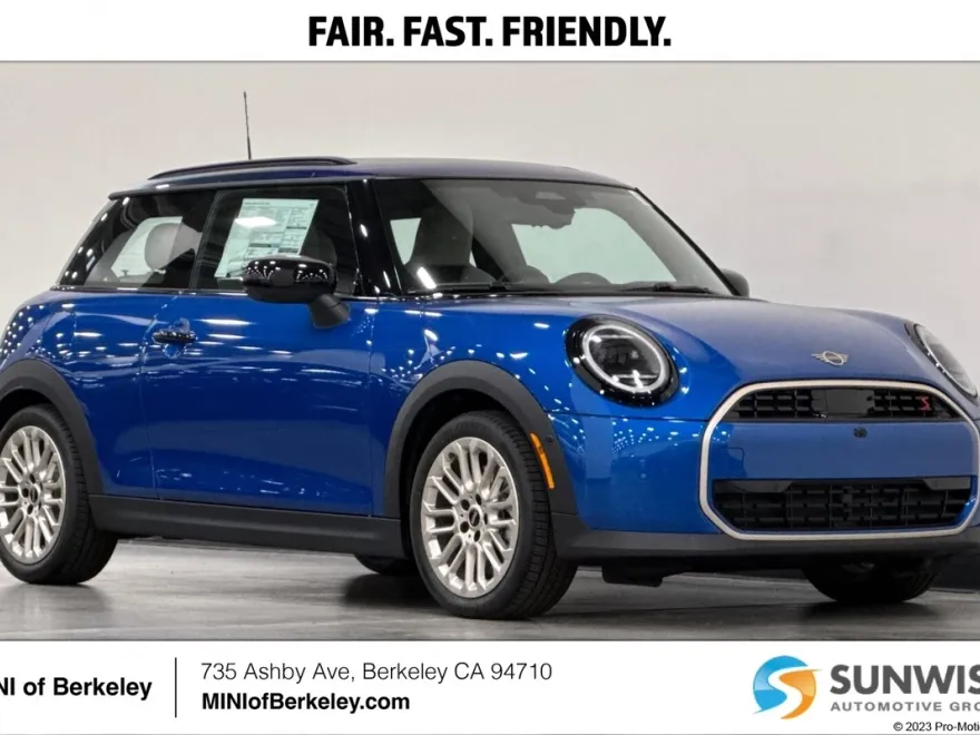 2025 Mini Cooper 2 Door Hardtop Iconic photo 1