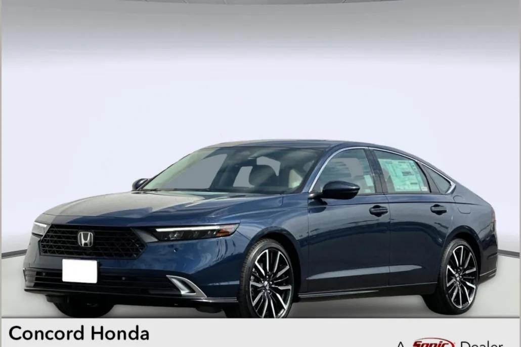 2025 Honda Accord Hybrid Touring photo 1