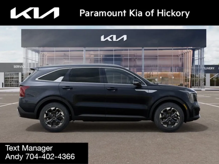 2025 Kia Sorento S photo 1