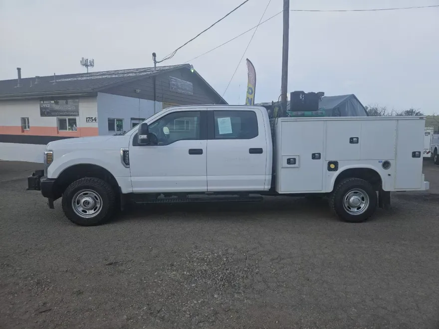 2018 Ford F-350 XL photo 1