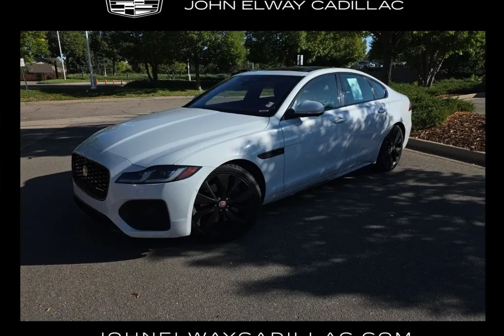 2021 Jaguar XF R-Dynamic SE photo 1