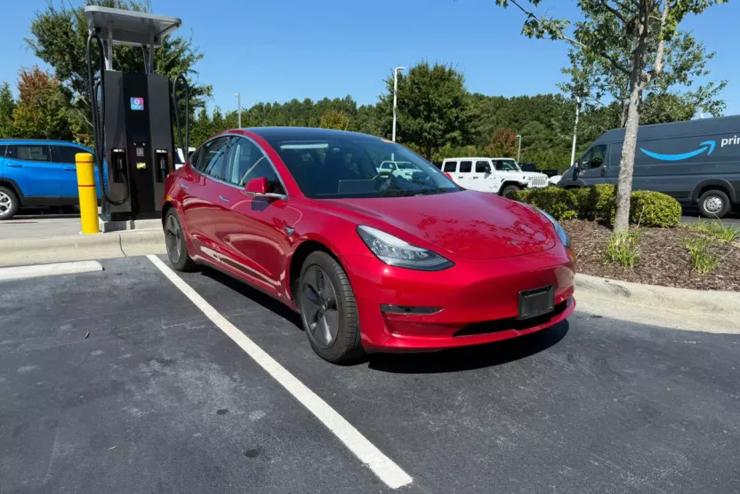 2018 Tesla Model 3 Mid Range photo 1