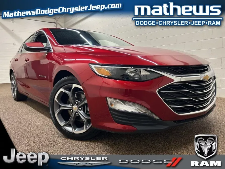 2024 Chevrolet Malibu 1LT photo 1