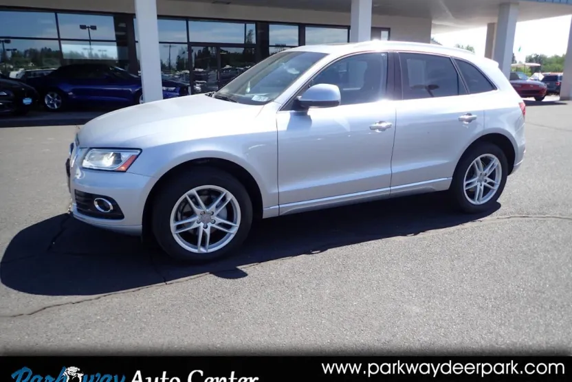2015 Audi Q5 2.0T Premium photo 1