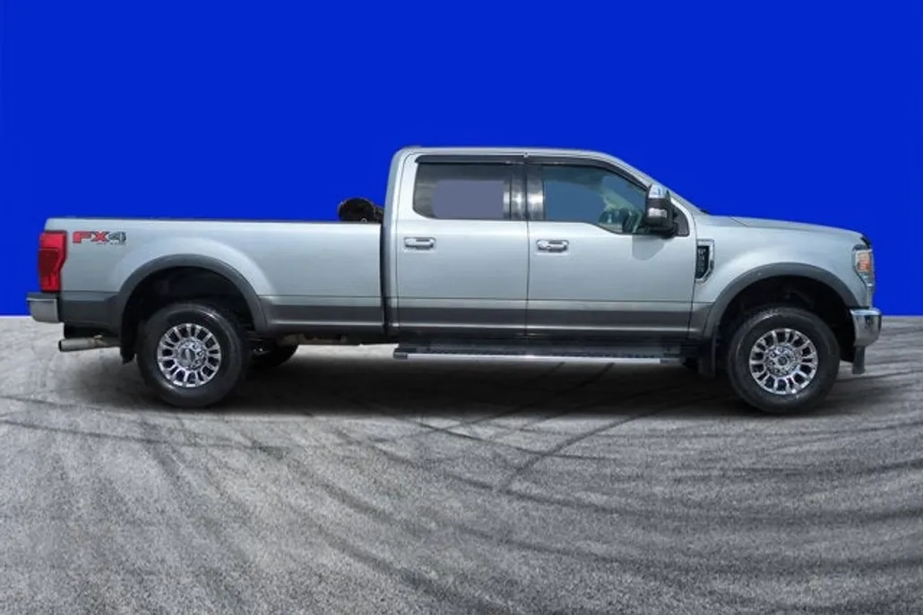 2020 Ford F-350 Lariat photo 1