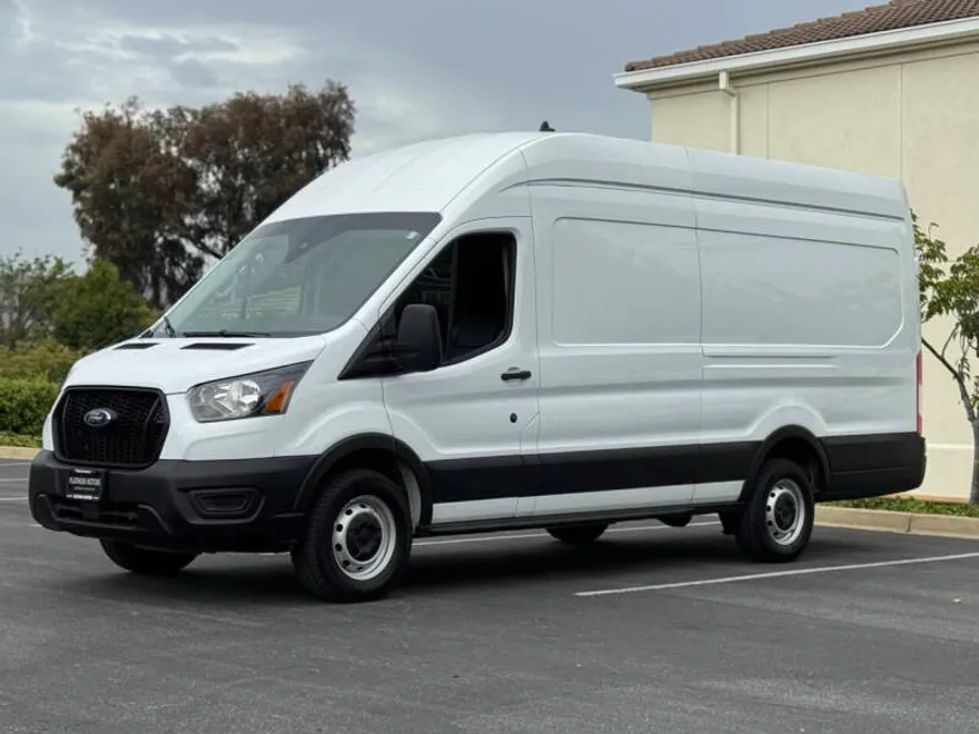 2022 Ford Transit Cargo Van photo 1