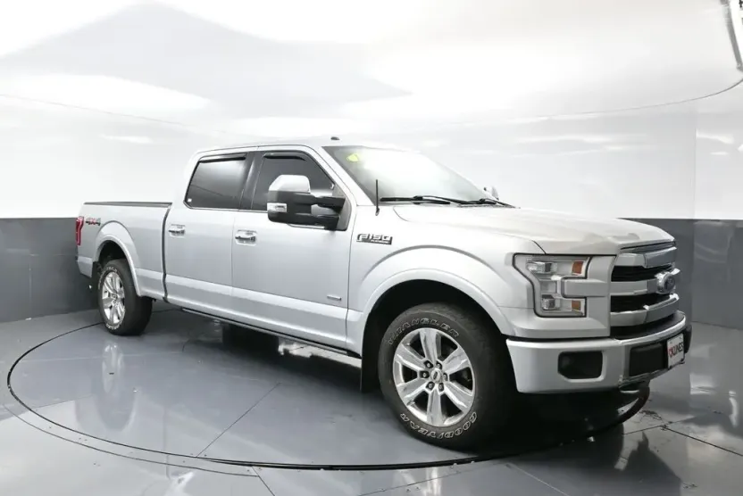 2016 Ford F-150 Platinum photo 1