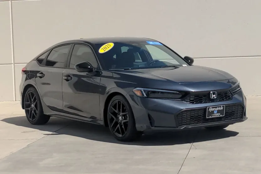 2025 Honda Civic Hatchback Sport photo 1