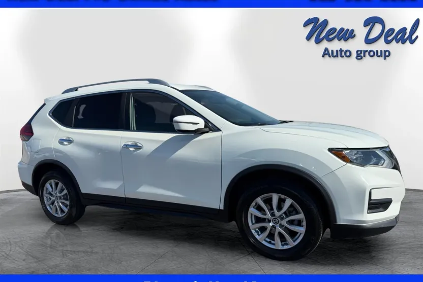 2017 Nissan Rogue S photo 1
