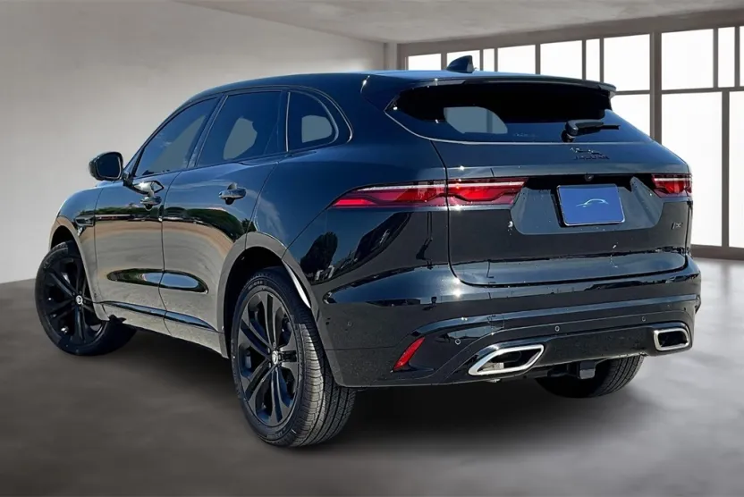 2026 Jaguar F-PACE P400 R-Dynamic S photo 1