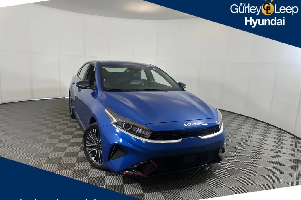 2023 Kia Forte GT-Line photo 1