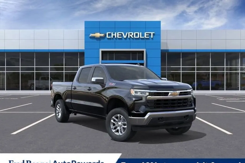 2026 Chevrolet Silverado 1500 LT photo 1