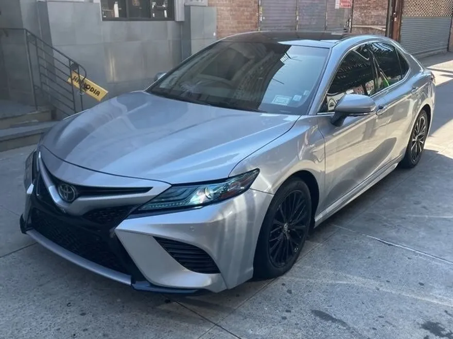 2018 Toyota Camry XSE V6 photo 1