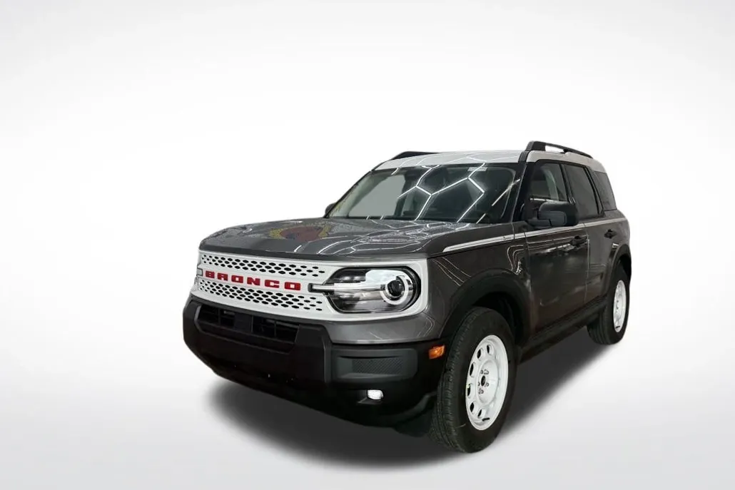 2025 Ford Bronco Sport Heritage photo 1