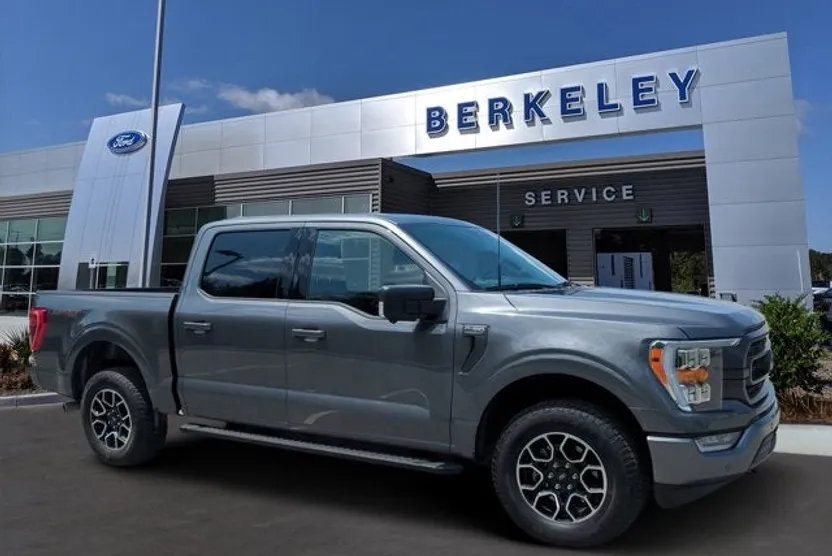 2023 Ford F-150 XLT photo 1