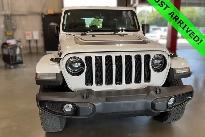 2023 Jeep Wrangler Altitude photo 1
