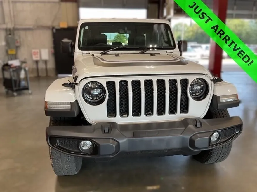 2023 Jeep Wrangler Altitude photo 1