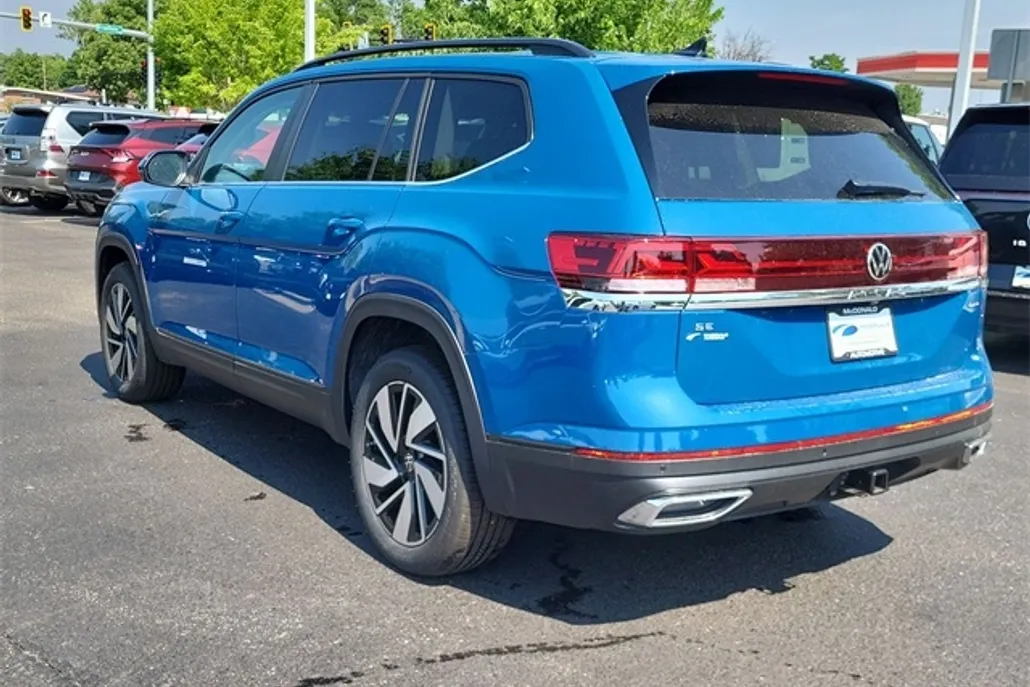 2025 Volkswagen Atlas SE Technology photo 1