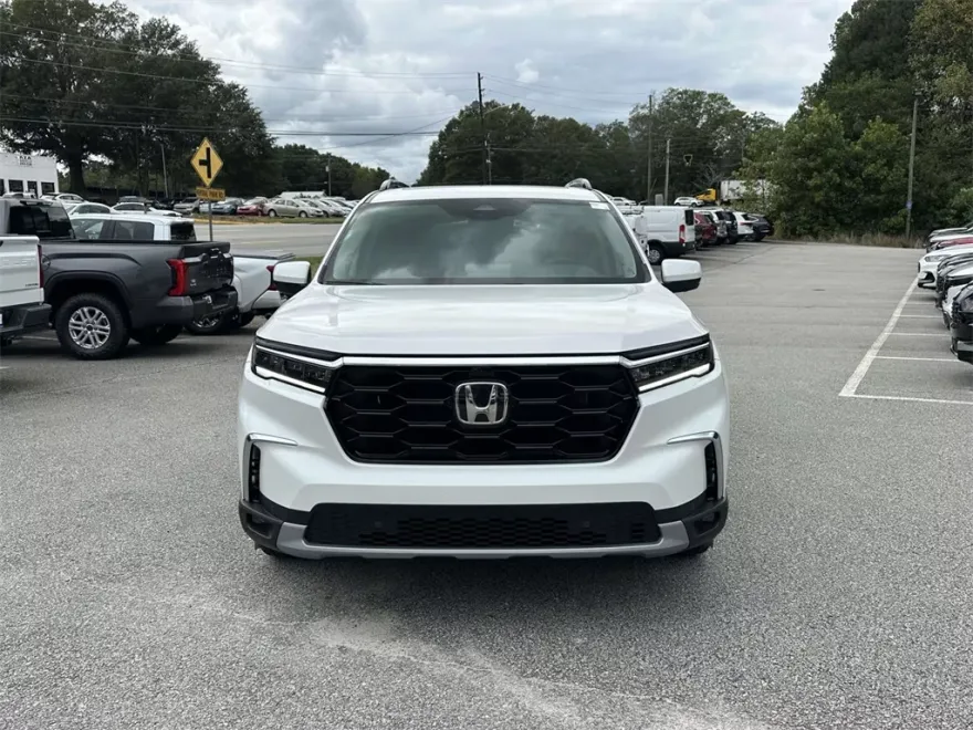 2025 Honda Pilot Elite photo 1