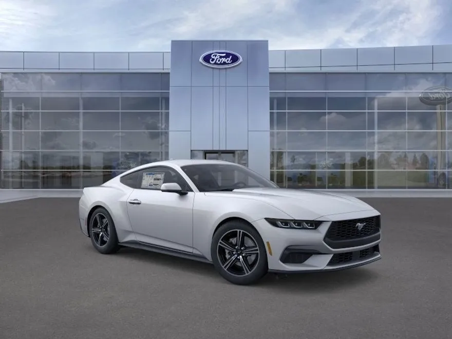2025 Ford Mustang EcoBoost photo 1