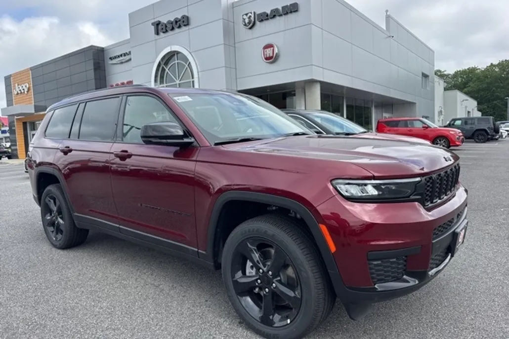 2025 Jeep Grand Cherokee Altitude X photo 1