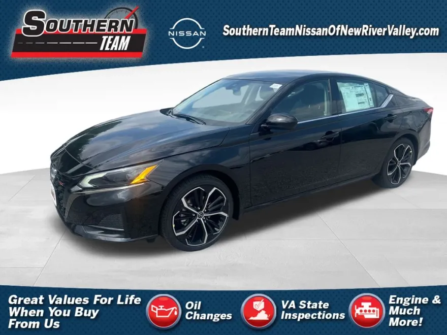 2025 Nissan Altima 2.5 SR photo 1