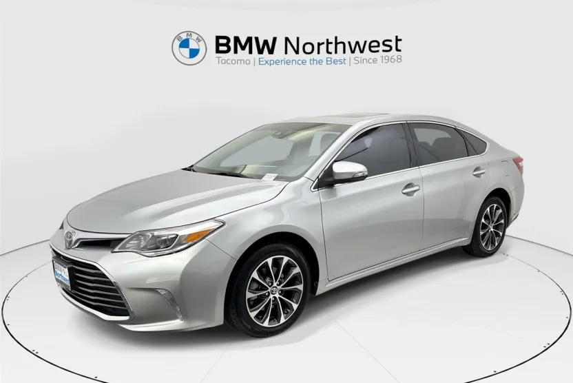 2017 Toyota Avalon Plus XLE Premium Touring Limited photo 1