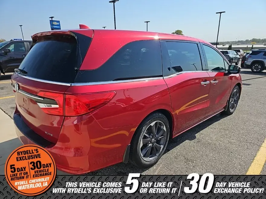 2023 Honda Odyssey Elite photo 3